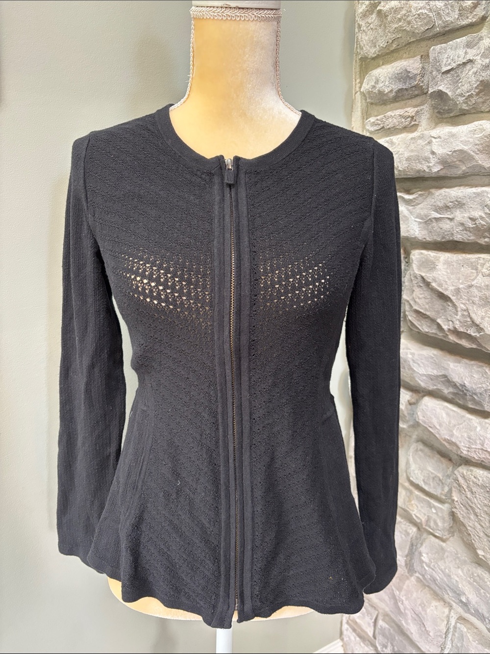 Angel Of The North, Anthropologie, black zip sweater, M